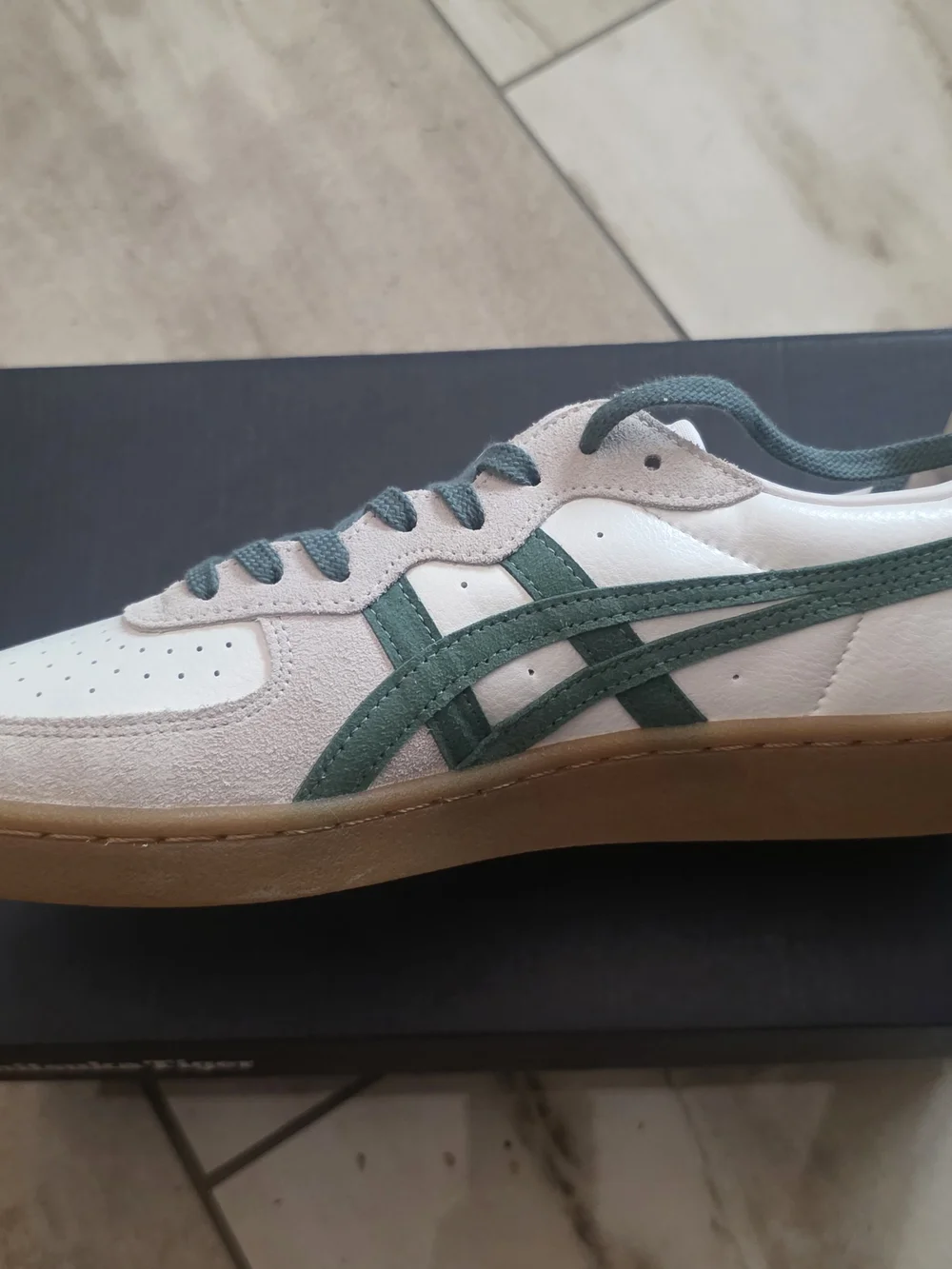 Onitsuka Tiger by Asics Men’s Cream & Green Low-Top Sneakers US Size 9.5 - Picture 8 of 11